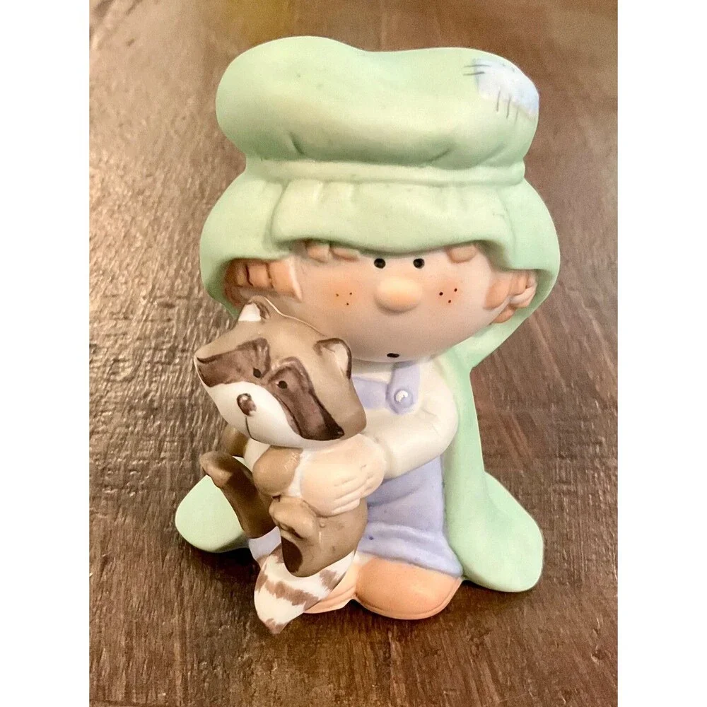 Bumpkin Figurine By Fabrizio Nativity Replacement Shepherd Raccoon Christmas